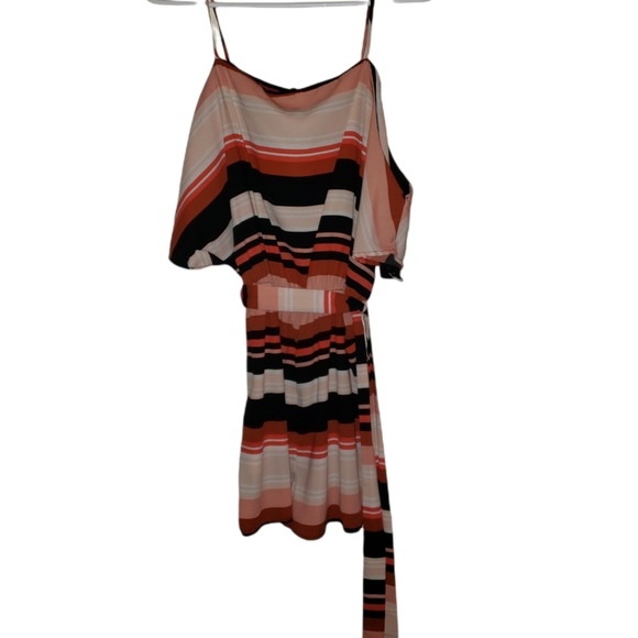 Charlotte Russe Striped romper - Picture 4 of 5